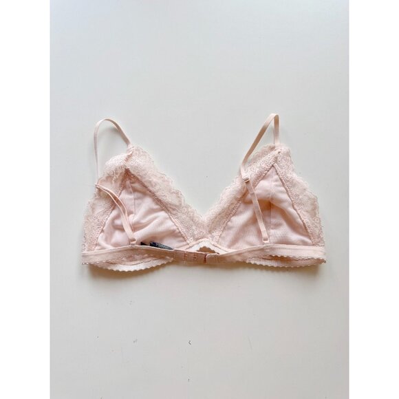 Aritzia TALULA Monterey Light Pink Chantilly Lace Triangle Bralette Bra, Size M - Picture 4 of 12